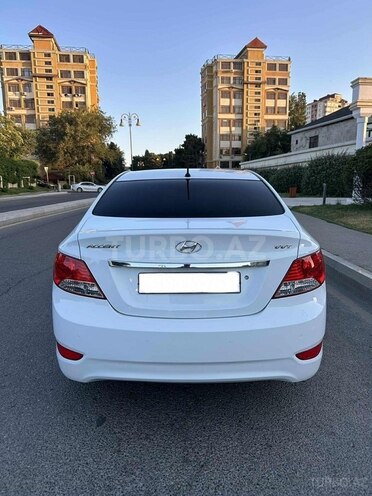 Hyundai Accent 2010, 180,000 km - 1.4 l - Bakı