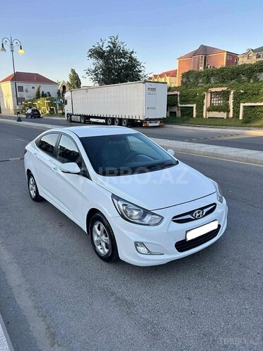 Hyundai Accent 2010, 180,000 km - 1.4 l - Bakı