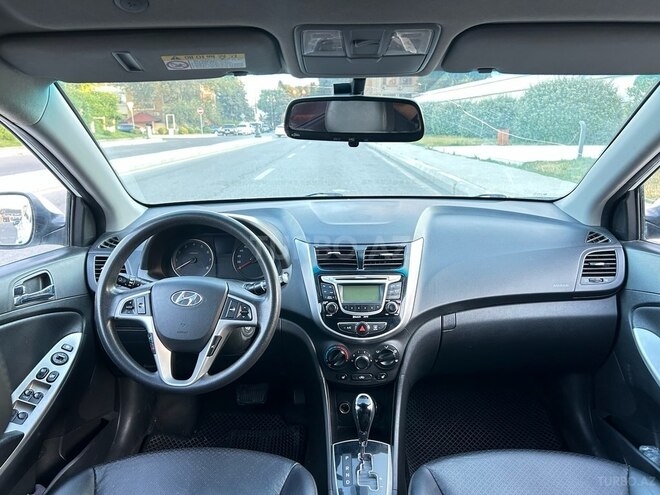 Hyundai Accent 2010, 180,000 km - 1.4 l - Bakı