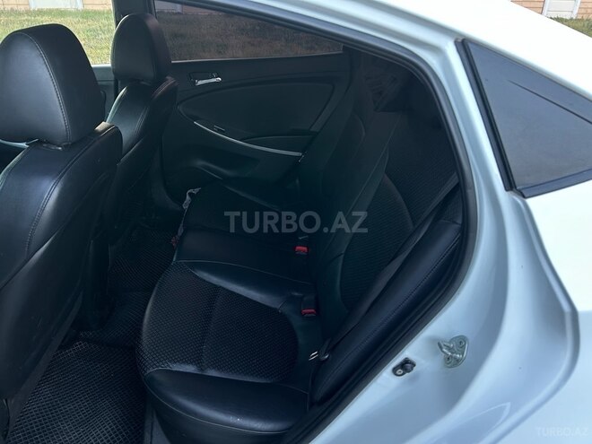 Hyundai Accent 2010, 180,000 km - 1.4 l - Bakı