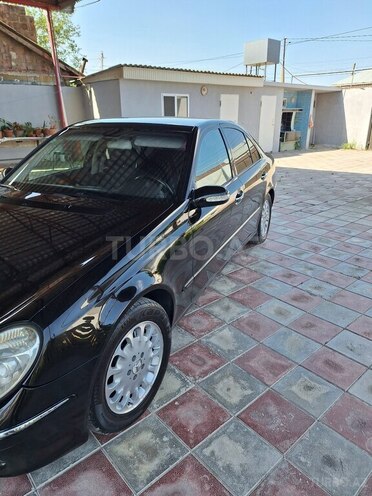 Mercedes E 240 2002, 265,000 km - 2.6 л - Xaçmaz