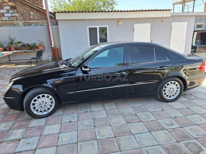Mercedes E 240 2002, 265,000 km - 2.6 л - Xaçmaz