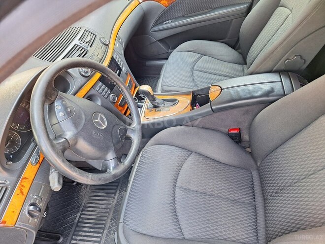 Mercedes E 240 2002, 265,000 km - 2.6 л - Xaçmaz