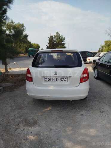Skoda Fabia 2011, 98,000 km - 1.6 l - Bakı
