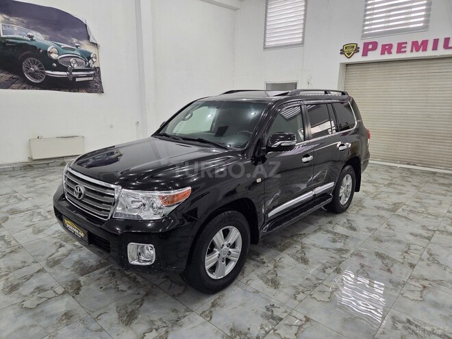 Toyota Land Cruiser-3