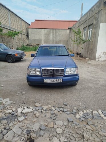 Mercedes E 200 d 1994, 321,546 km - 2.0 l - Bakı