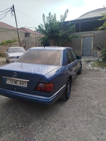 Mercedes E 200 d 1994, 321,546 km - 2.0 l - Bakı
