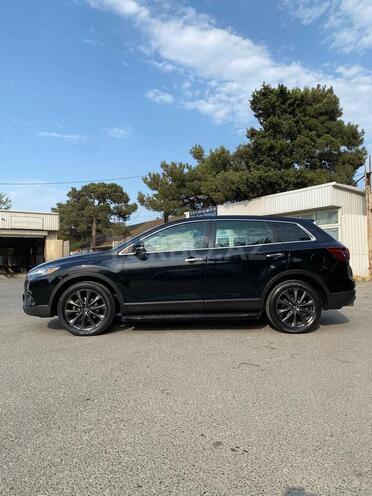 Mazda CX-9-8