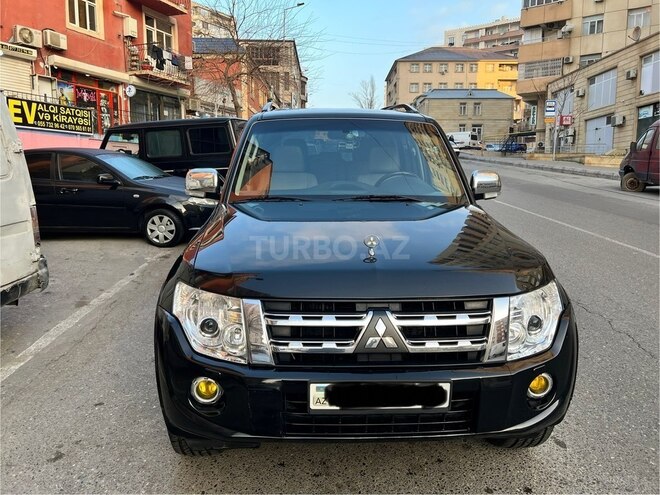 Mitsubishi Pajero 2012, 189,000 km - 3.5 л - Bakı