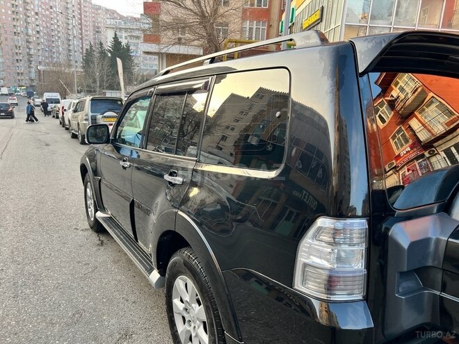 Mitsubishi Pajero 2012, 189,000 km - 3.5 л - Bakı