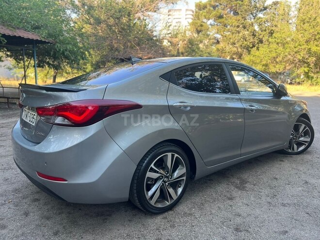 Hyundai Elantra 2015, 208,000 km - 1.6 л - Bakı