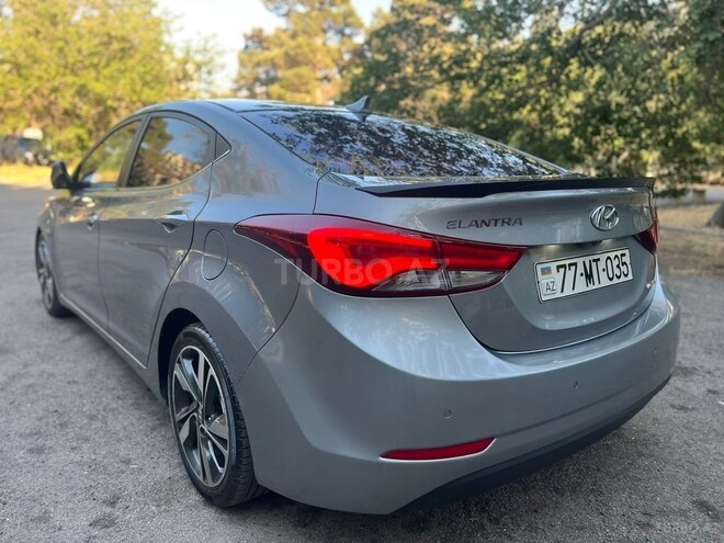 Hyundai Elantra 2015, 208,000 km - 1.6 л - Bakı
