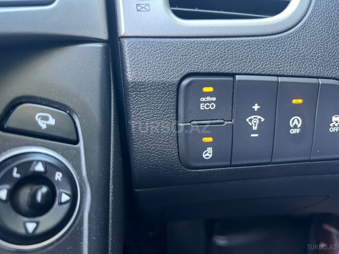 Hyundai Elantra 2015, 208,000 km - 1.6 л - Bakı