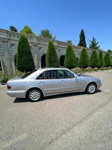 Mercedes E 220 d 2000, 672,274 km - 2.2 l - Gəncə