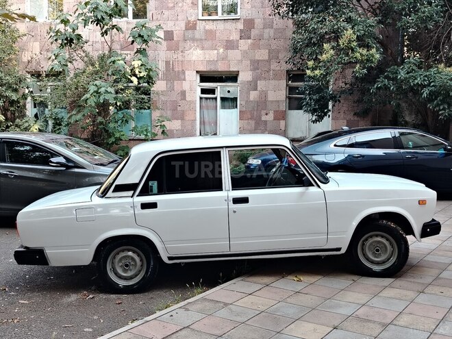 LADA (VAZ) 2107 2004, 58,000 km - 1.6 л - Qazax