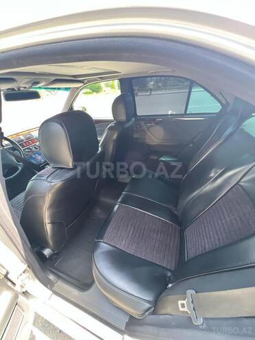 Mercedes E 220 d 2000, 672,274 km - 2.2 l - Gəncə
