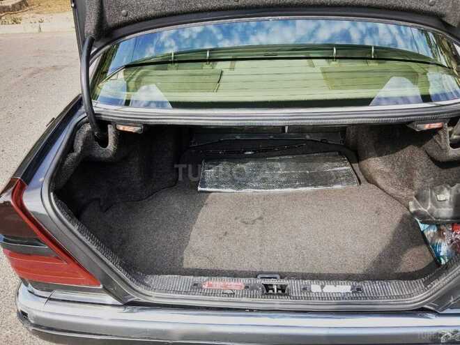 Mercedes C 180 1995, 297,000 km - 1.8 l - Bakı