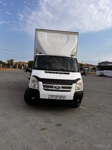 Ford Transit-1