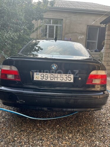 BMW 520-2