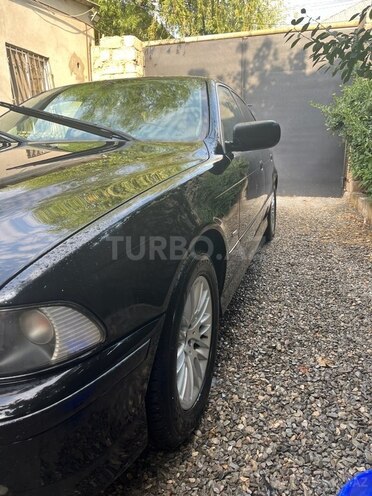 BMW 520-4