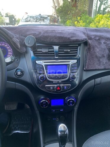 Hyundai Accent 2012, 176,000 km - 1.6 l - Bakı