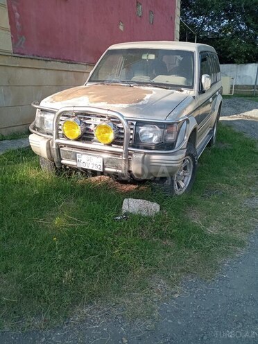 Mitsubishi Pajero 1991, 200,000 km - 2.5 l - Balakən