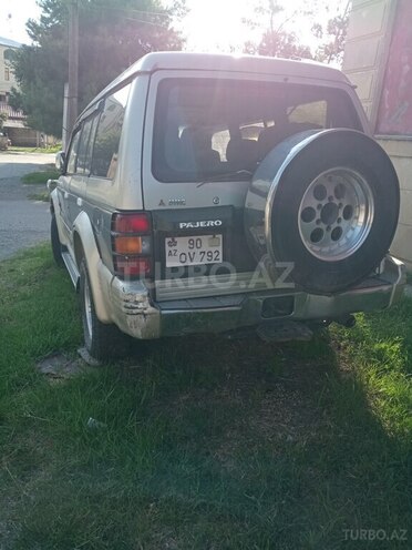 Mitsubishi Pajero 1991, 200,000 km - 2.5 l - Balakən