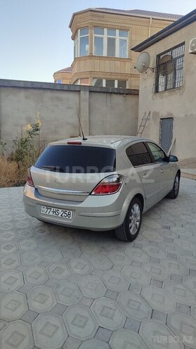 Opel Astra 2009, 241,000 km - 1.4 l - Bakı