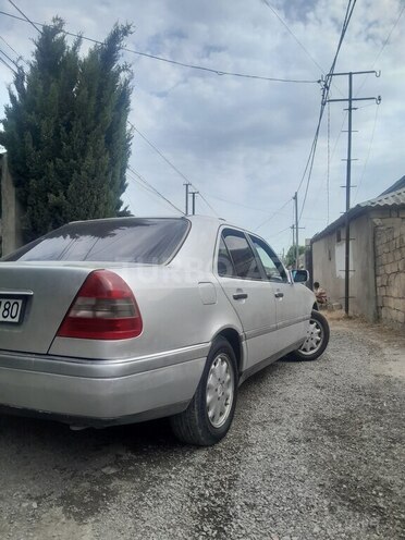 Mercedes C 180 1995, 590,000 km - 1.8 l - Bakı