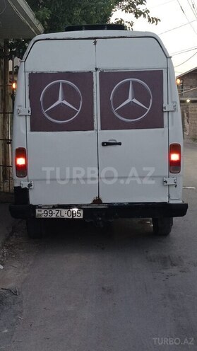 Mercedes 208 D 1991, 225,000 km - 2.3 l - Bakı