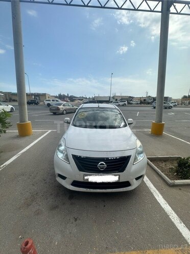 Nissan Sunny 2013, 400,000 km - 1.5 л - Bakı