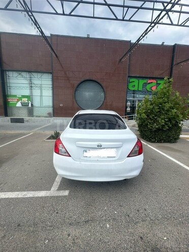 Nissan Sunny 2013, 400,000 km - 1.5 л - Bakı
