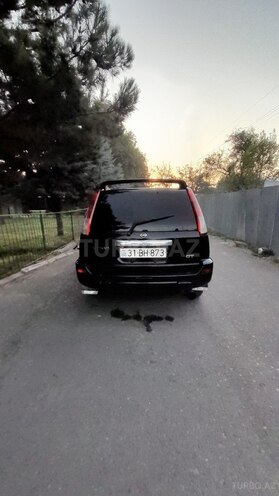 Nissan X-Trail 2001, 289,645 km - 2.0 l - İsmayıllı