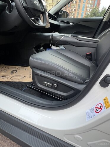 Changan Qiyuan A05 2025, 4,444 km - 1.5 l - Bakı