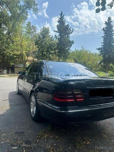 Mercedes E 220 d 2000, 670,000 km - 2.2 l - Zaqatala