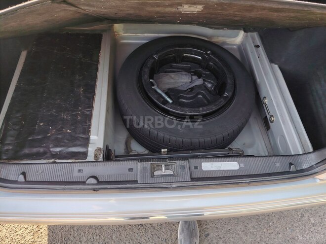Mercedes E 220 d 1999, 214,590 km - 2.2 l - Tovuz