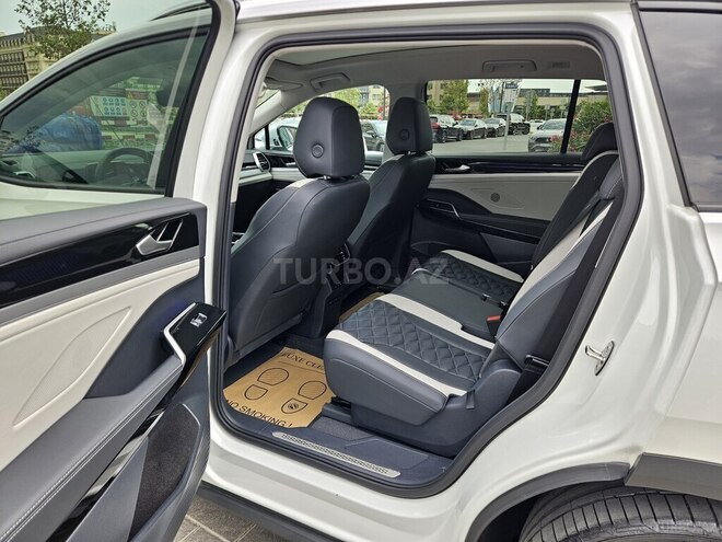 Volkswagen ID.6 Crozz-5