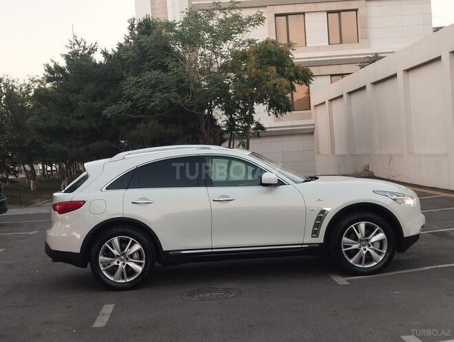Infiniti QX70 2013, 168,100 km - 3.7 l - Bakı