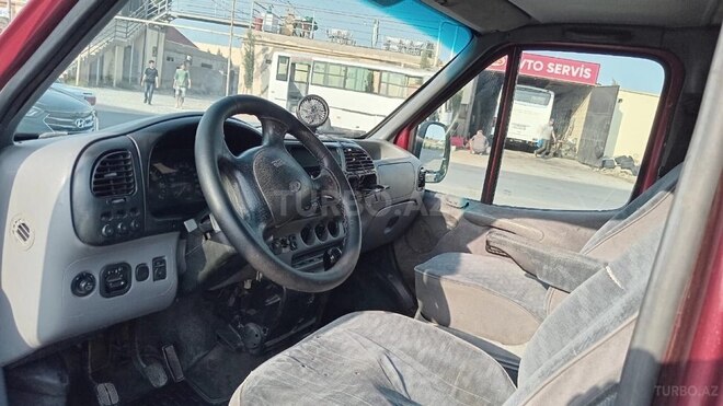Ford Transit-7