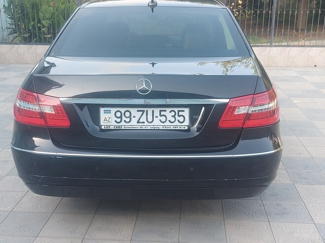 Mercedes E 220 d 2011, 286,000 km - 2.2 l - Bakı