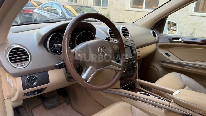 Mercedes ML 350 4MATIC-13