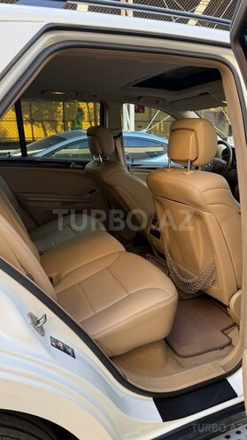 Mercedes ML 350 4MATIC-8