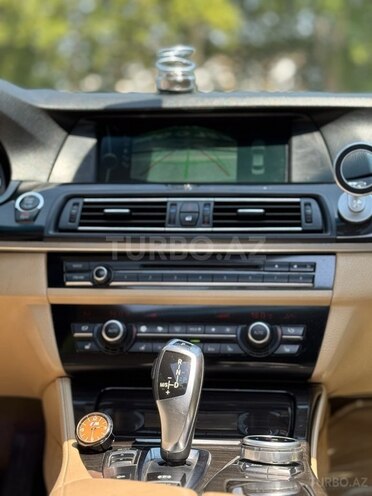 BMW 528 2012, 285,000 km - 2.0 l - Mingəçevir