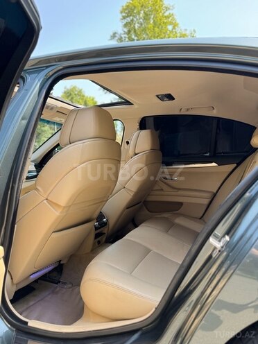 BMW 528 2012, 285,000 km - 2.0 l - Mingəçevir