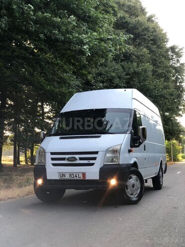 Ford Transit-1