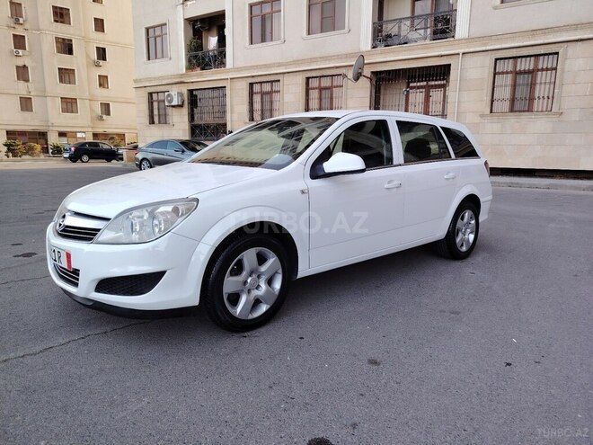 Opel Astra 2010, 335,420 km - 1.3 l - Bakı