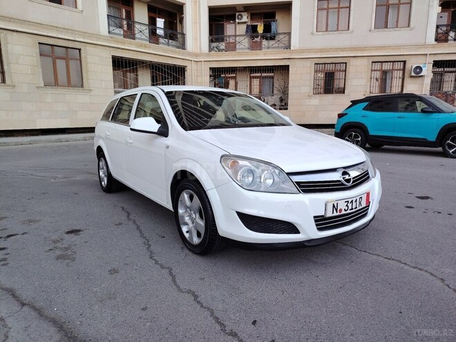 Opel Astra 2010, 335,420 km - 1.3 l - Bakı