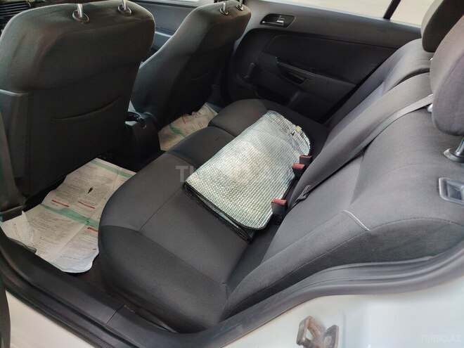 Opel Astra 2010, 335,420 km - 1.3 l - Bakı