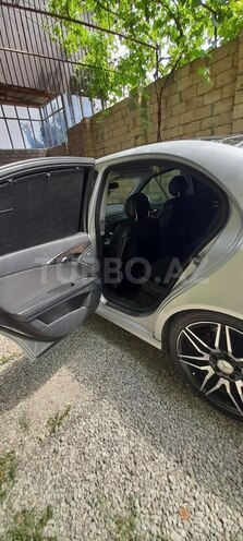 Mercedes E 270 2004, 583,860 km - 2.7 l - Şamaxı