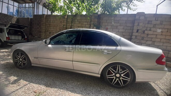 Mercedes E 270 2004, 583,860 km - 2.7 l - Şamaxı